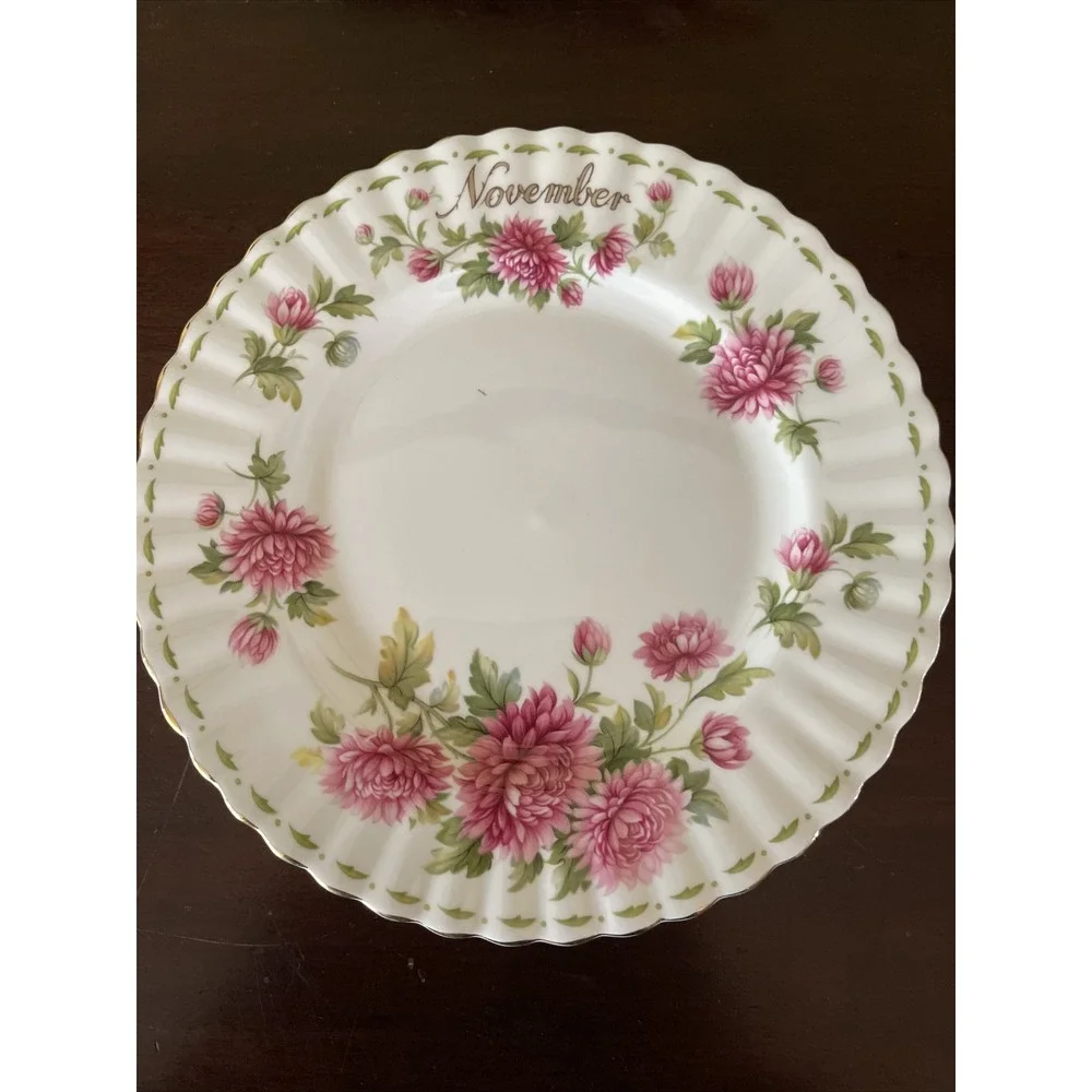Royal‎ Albert Flower Month November Set Tea Cup Saucer Plate Chrysanthemum